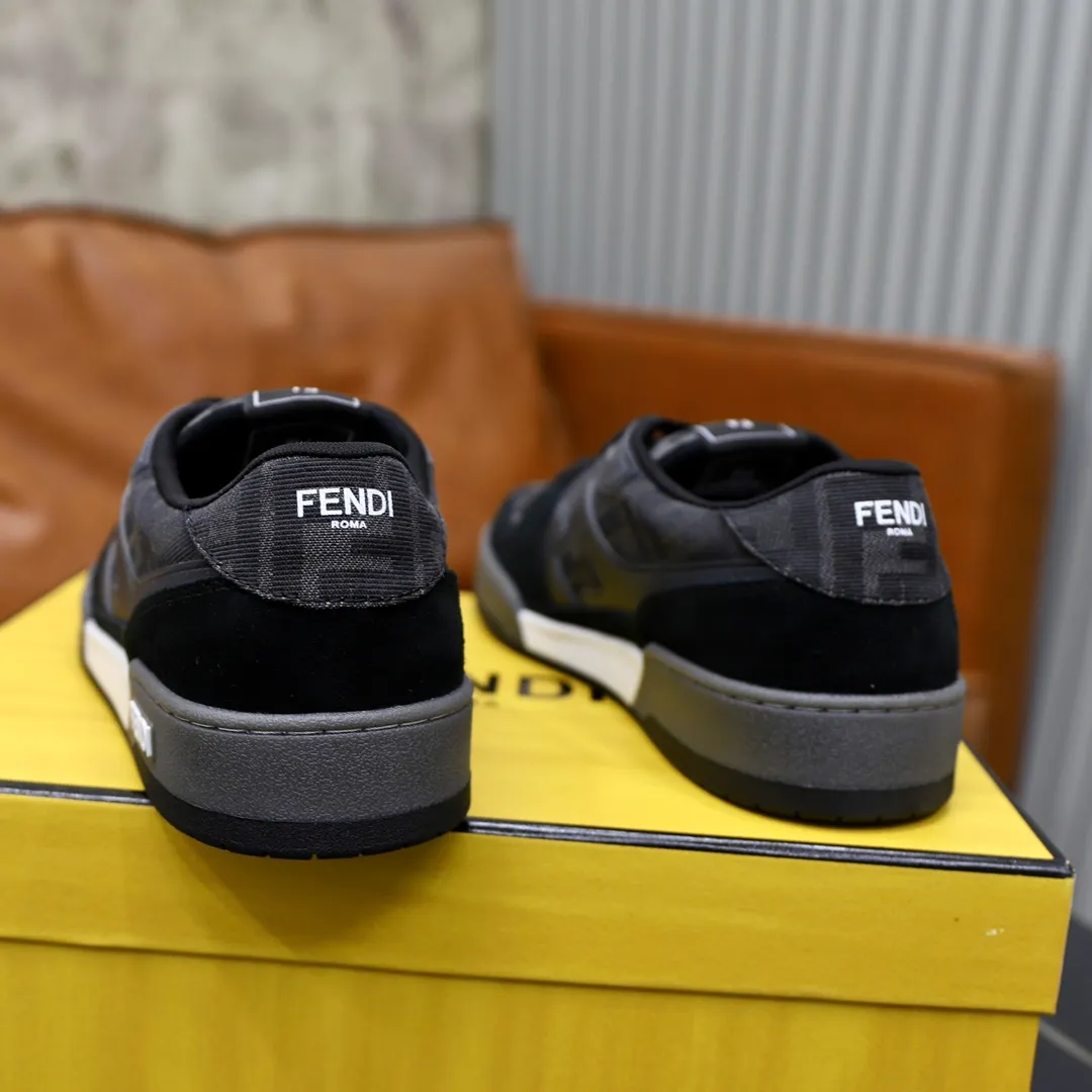 Ex-factory price: 580🔥Couple model (top original order) Brand: FENDI Size: 35-44 (customized for men 38 and 45) Grade: original order quality high version Material: imported original cowhide stitching➕ high-quality and comfortable lining original TPU lightweight non-slip outsole Style category: travel fashion casual shoes versatile trend